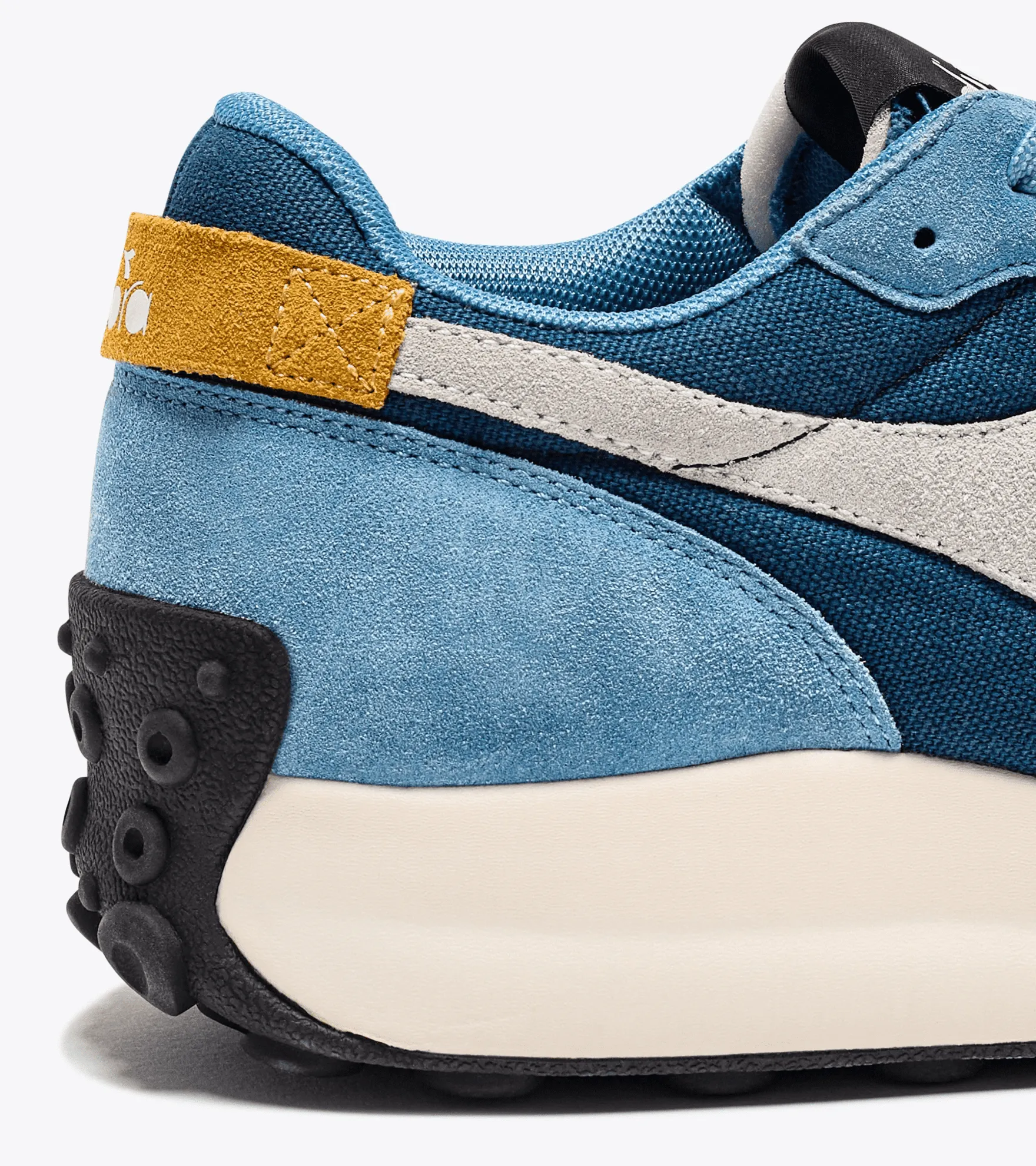 SCARPA UNISEX DIADORA RACE SUEDE SW 501.179801 D0958